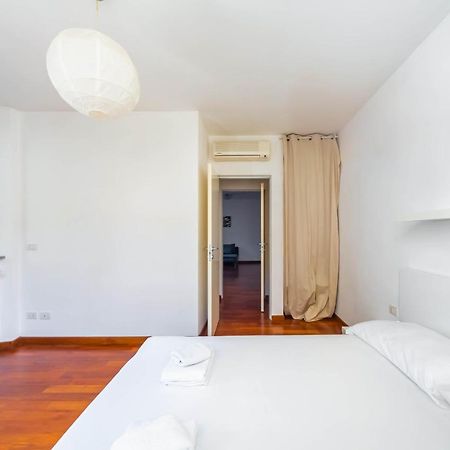 Apartamento Cozy Flat 500M From Affori Fn! Milán Exterior foto