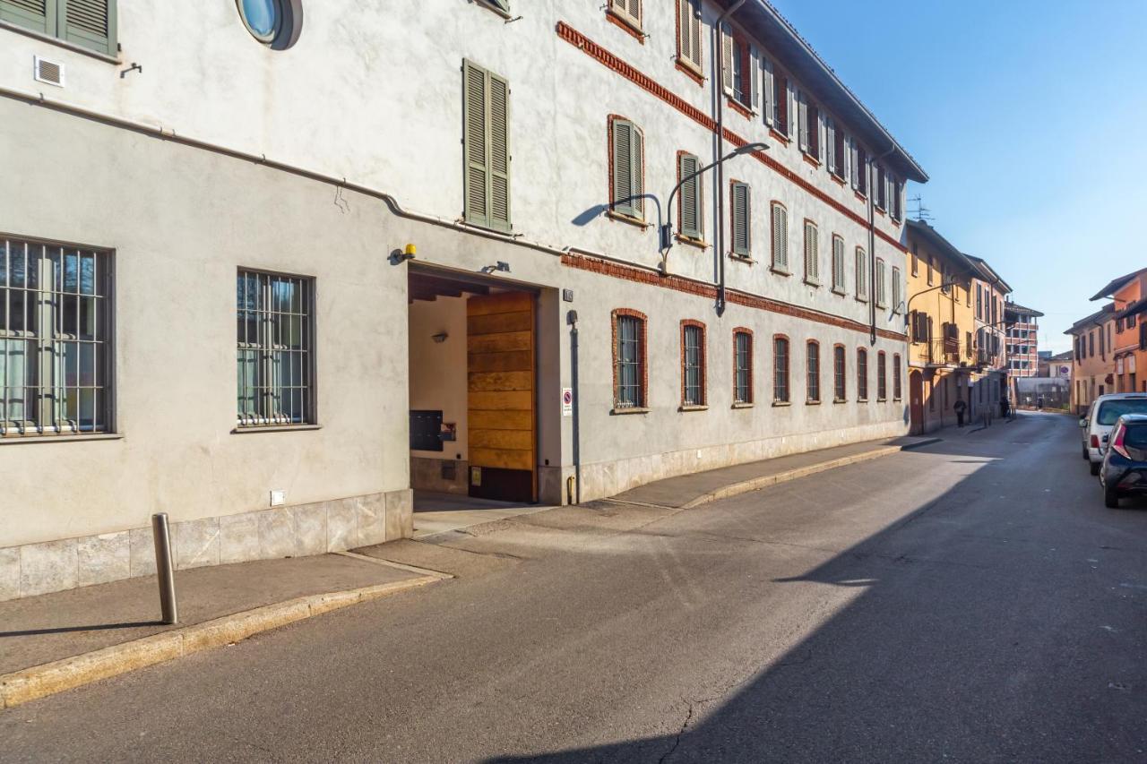 Apartamento Cozy Flat 500M From Affori Fn! Milán Exterior foto
